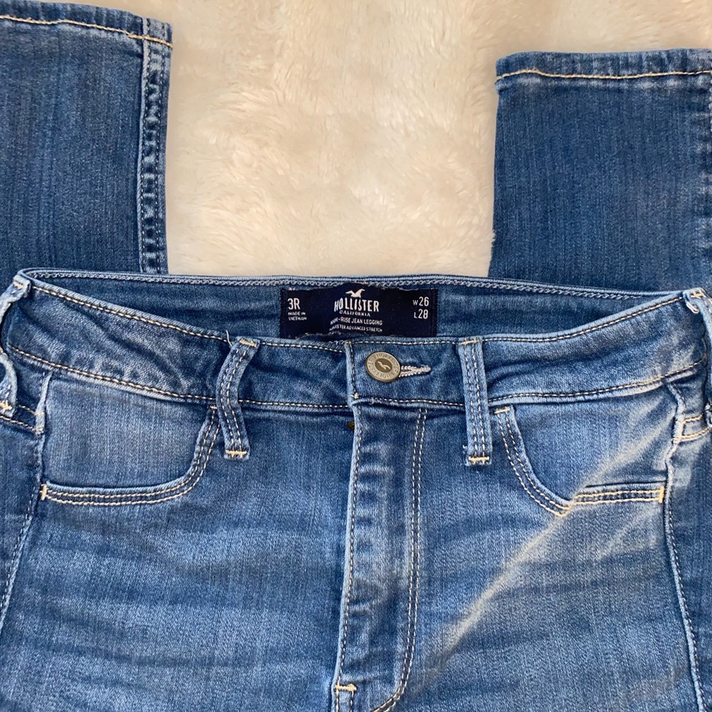 Hollister High Rise Jeans